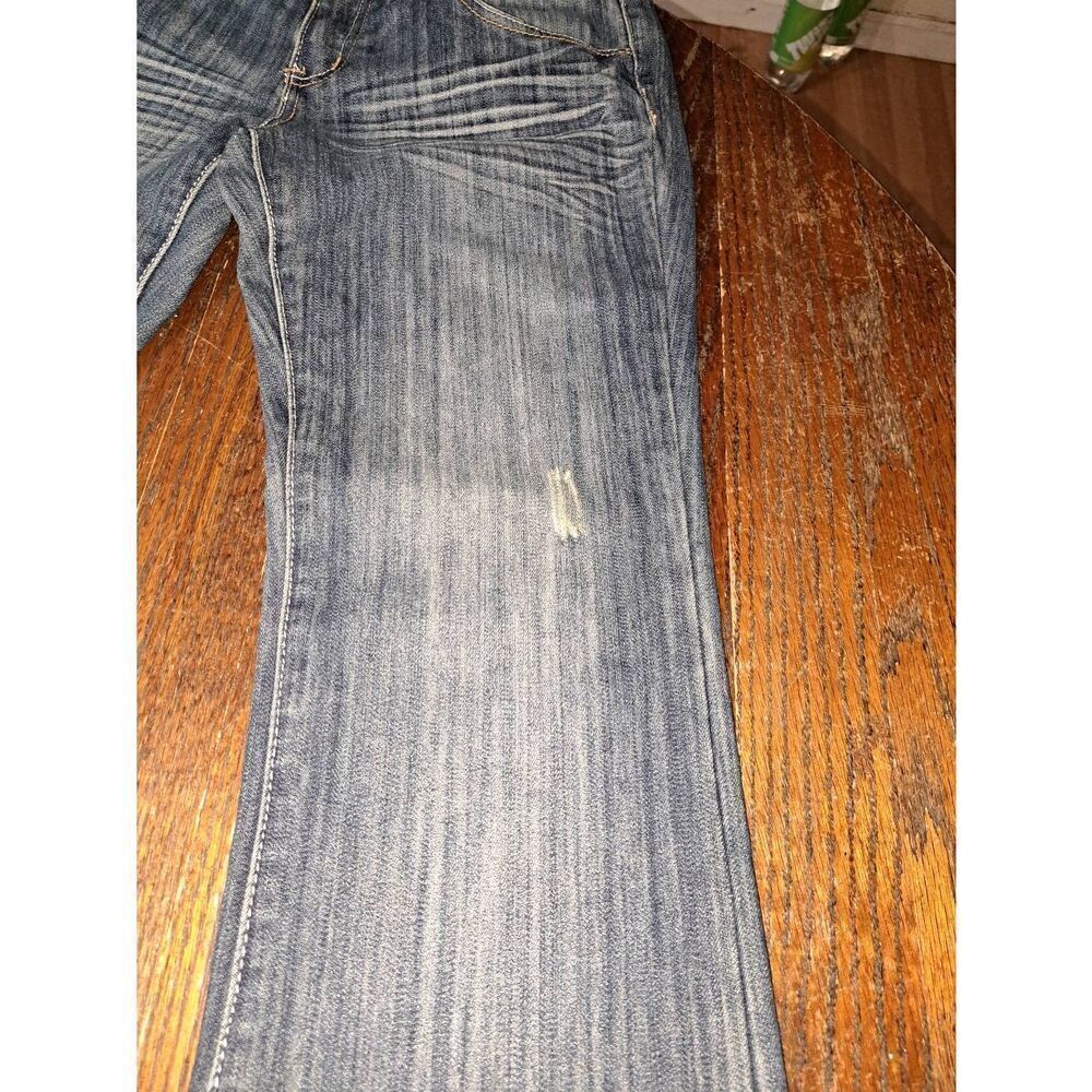 Size 8 Short Refuge Runway Everyday Boot Distressed Denim Boot Cut Blue Jeans - Picture 2 of 8